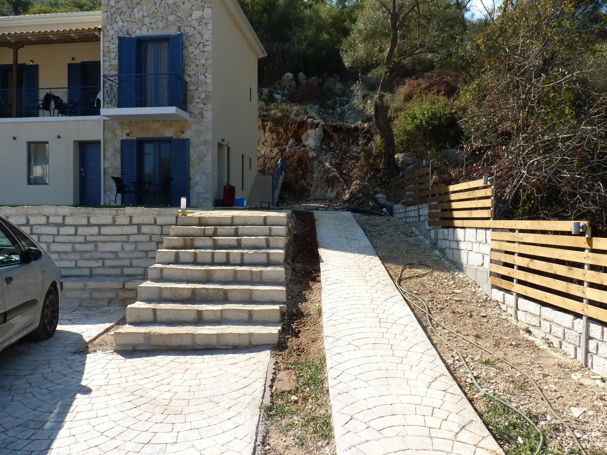 Ilianthos Apartments & Studios Mikros Gialos Exterior photo